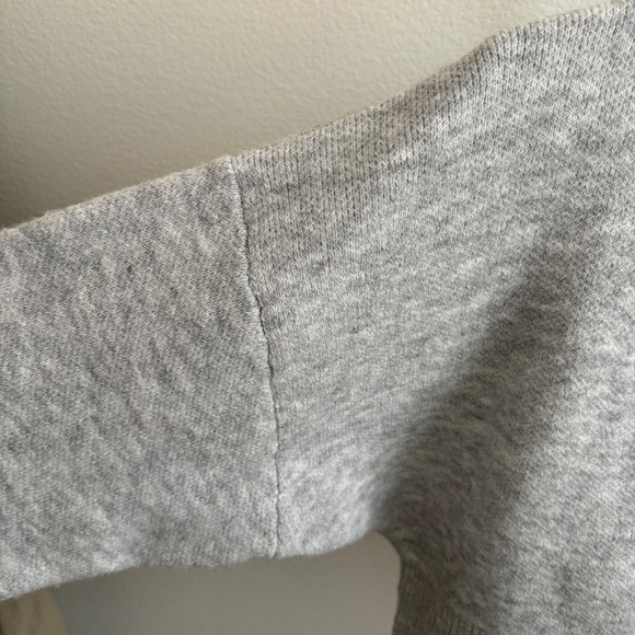Lioness Gray Sweater Size S - Picture 4 of 4